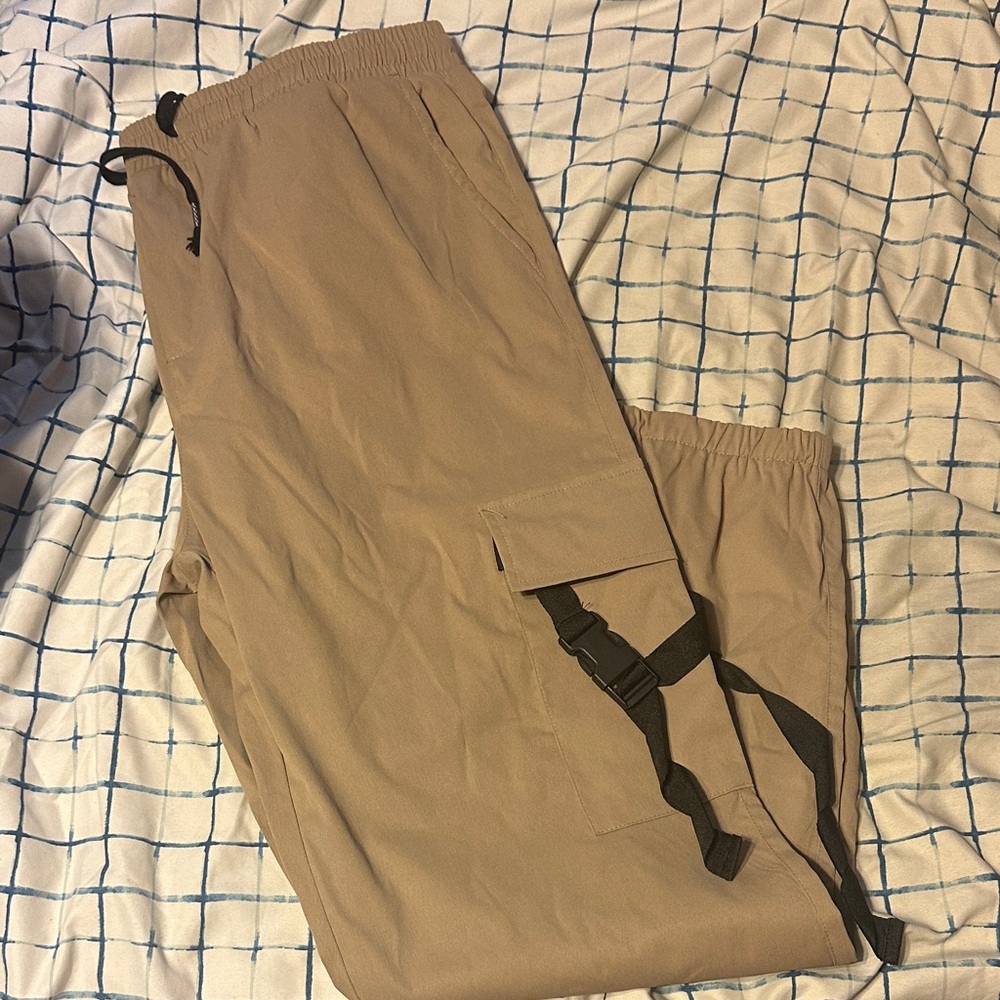NWOT Tan Cargo Pants with Buckles